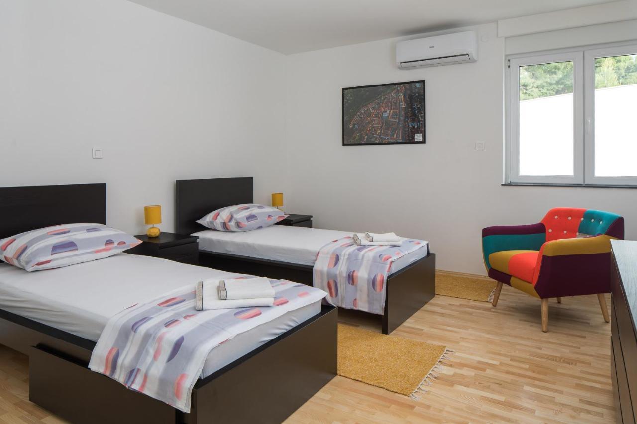 Absolute Beach Villa Omiš Exteriör bild