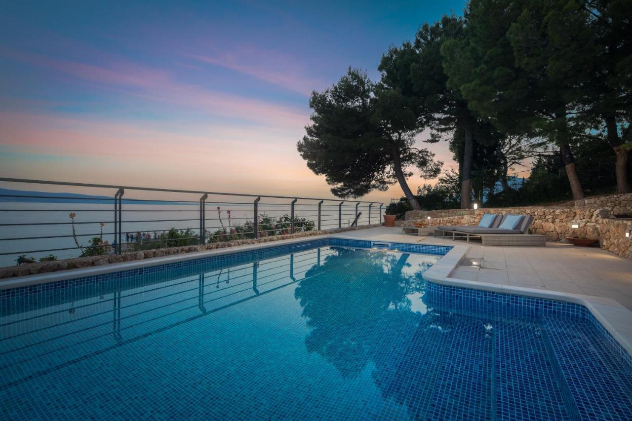 Absolute Beach Villa Omiš Exteriör bild