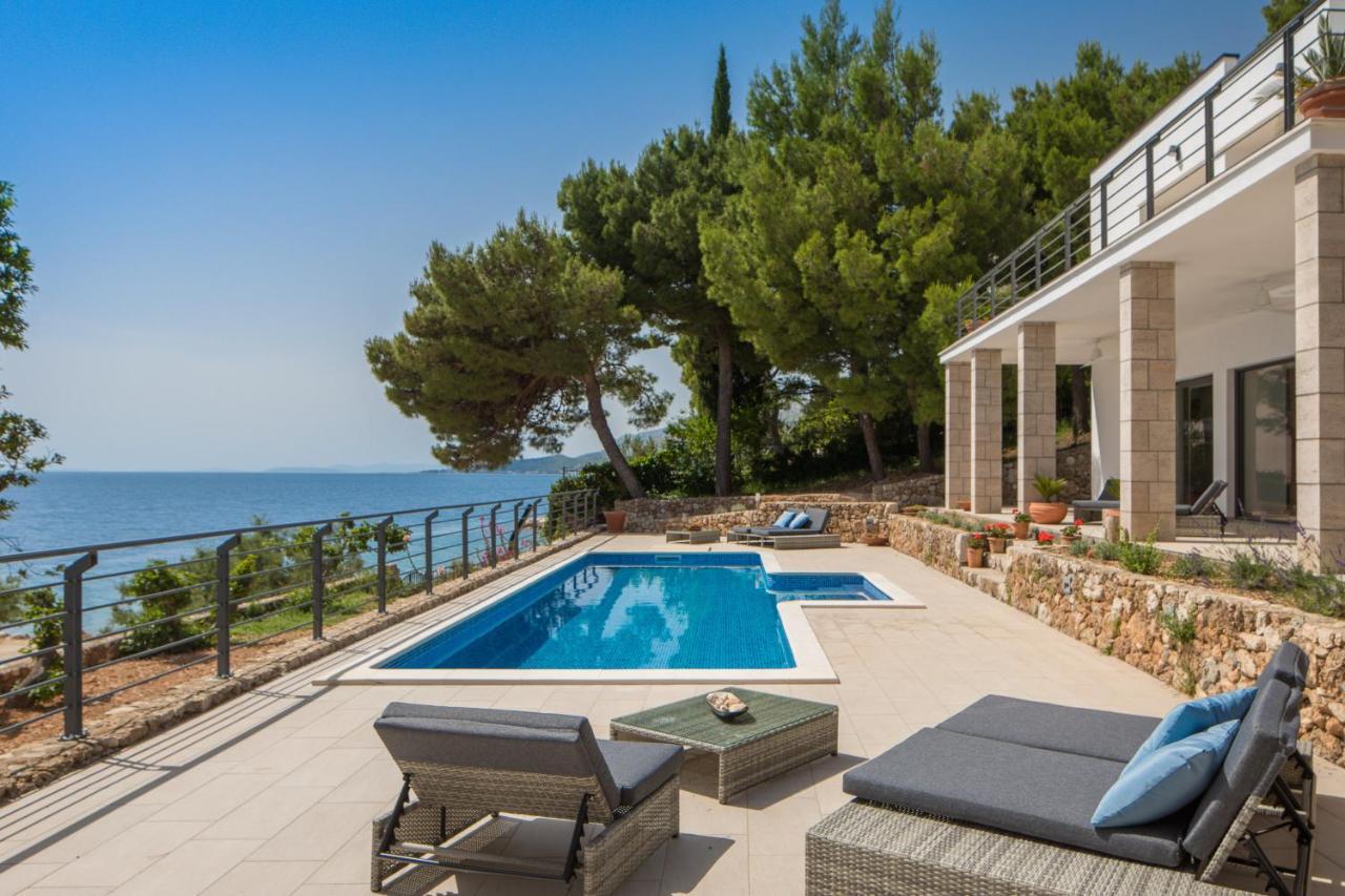 Absolute Beach Villa Omiš Exteriör bild